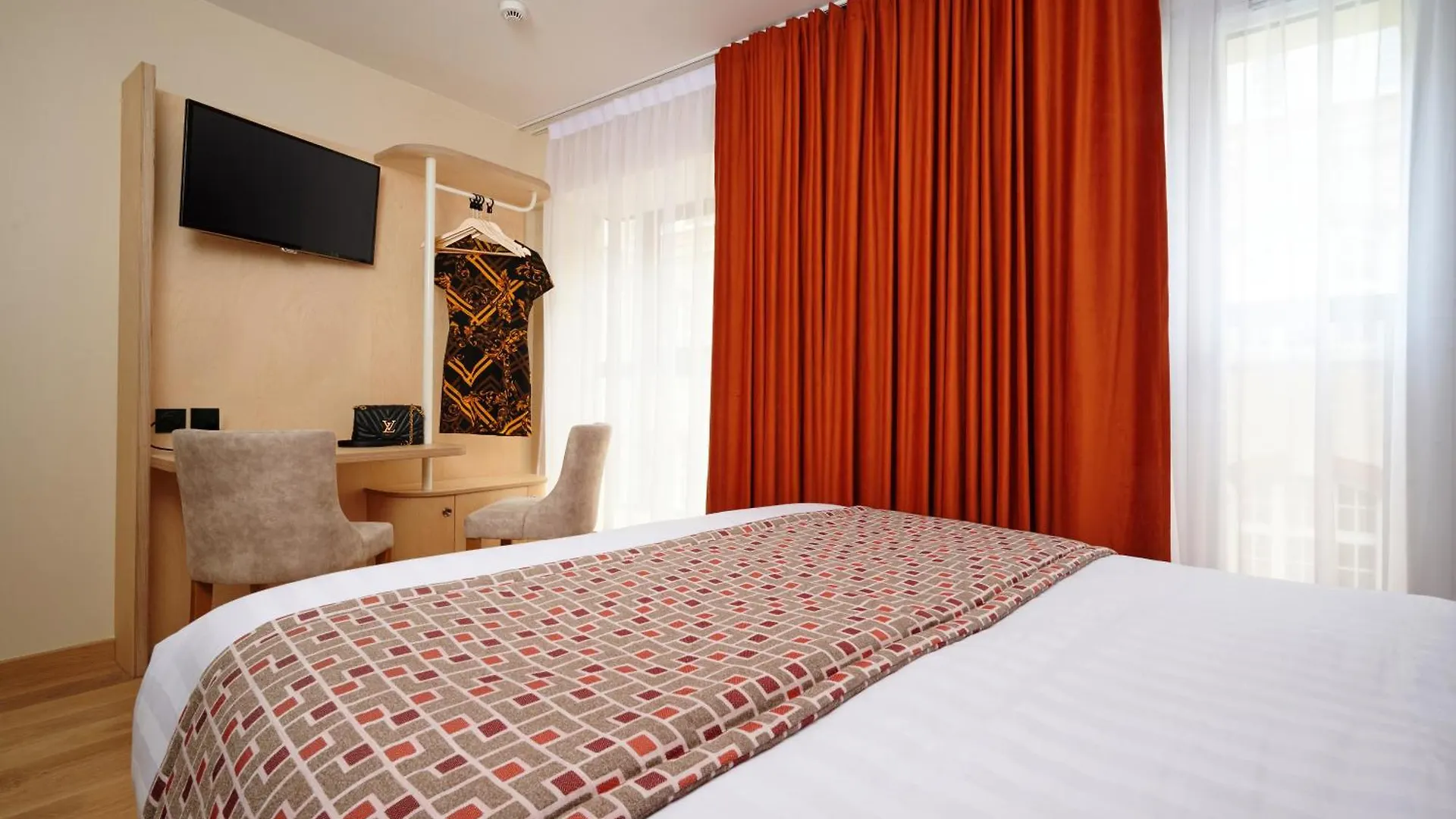 Vlh Montparnasse Eiffel Hotel Paris
